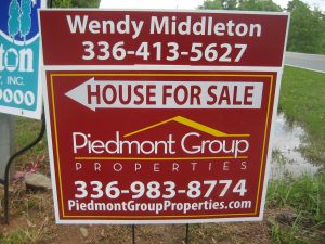 Sterling, VA- Real Estate Agent Yard Sign Designs & Trends to Promote Your Brand